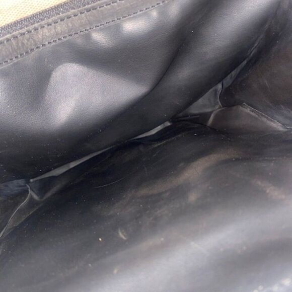 2 Effe Italian Vintage Structured Black Snap closure shoulder bag